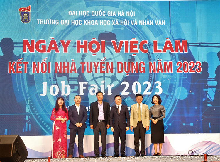 Job Fair USSH, JobOKO hợp tác cùng USSH